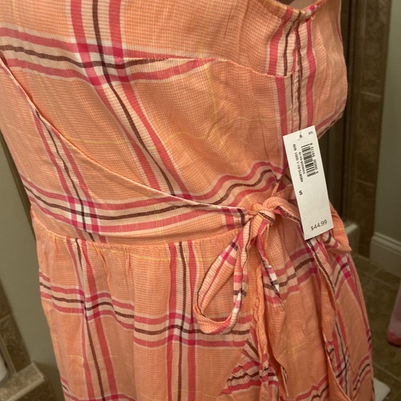 Wrap Dress - Picture 3 of 6